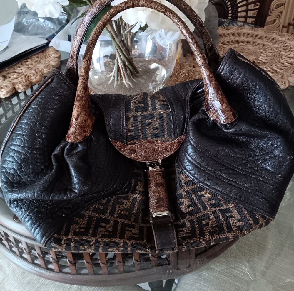 Fendi Dark Brown and Tan Shoulder Bag - Picture 2 of 14